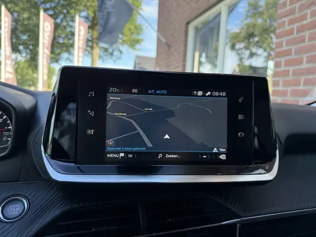 Peugeot 208 view 18