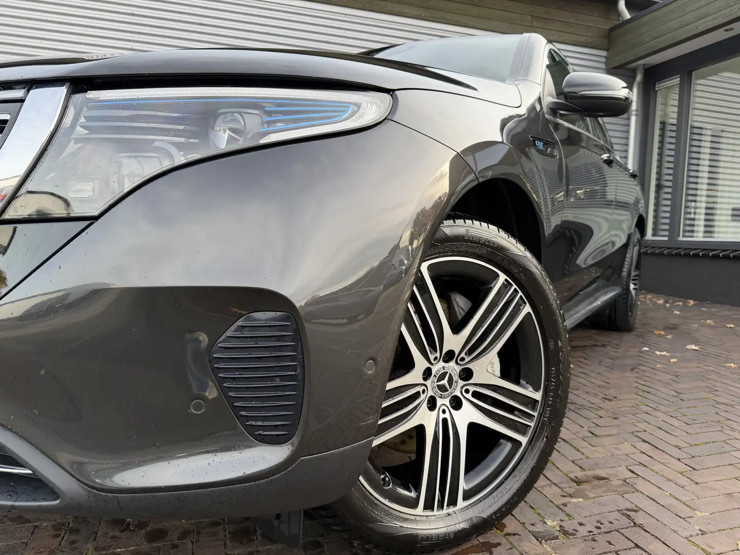 Mercedes-Benz EQC 400 4MATIC Business Solution Luxury 80 kWh trekhaak Gris - 2