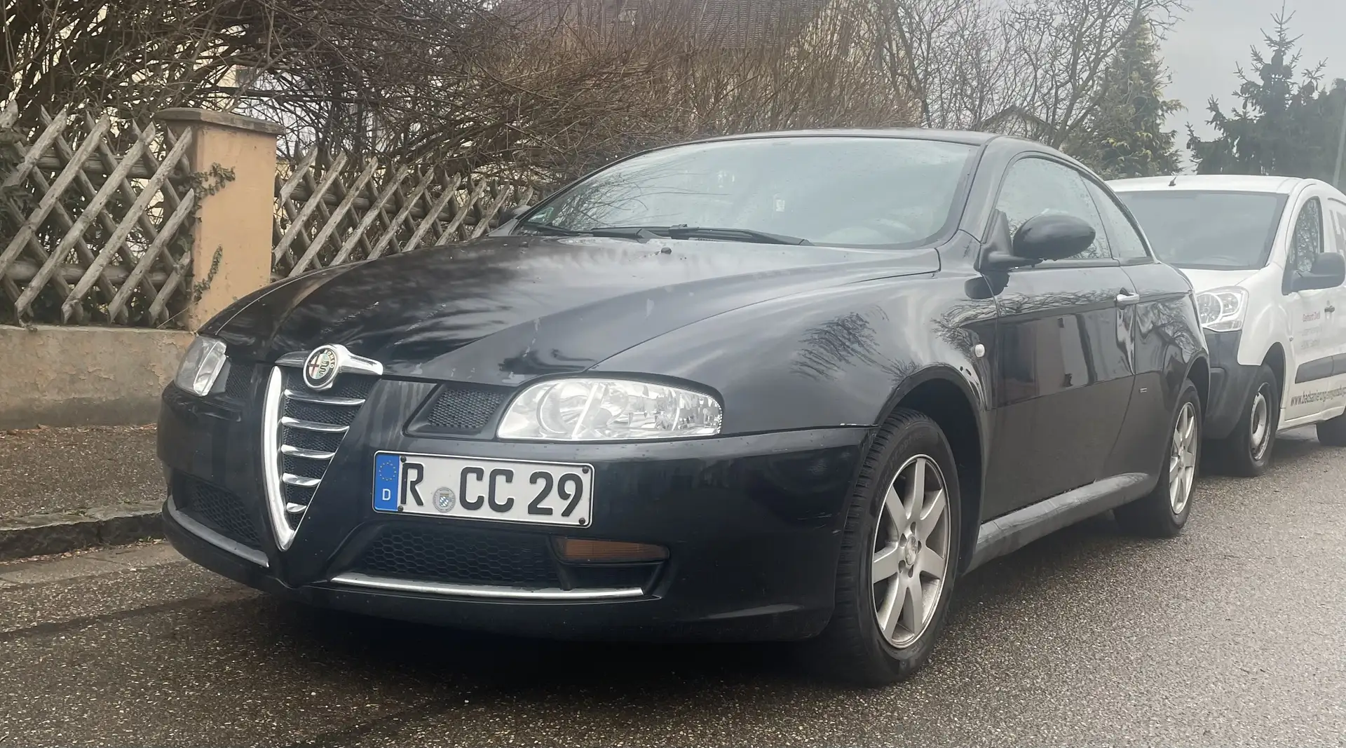 Alfa Romeo GT 2.0 JTS Progression - 1