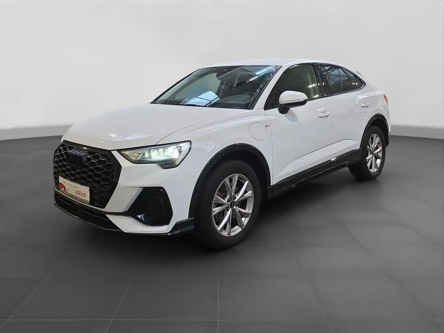 Audi Q3 45 TFSIe S LINE LM18 eKLAPPE PRIVCA Blanc - 2