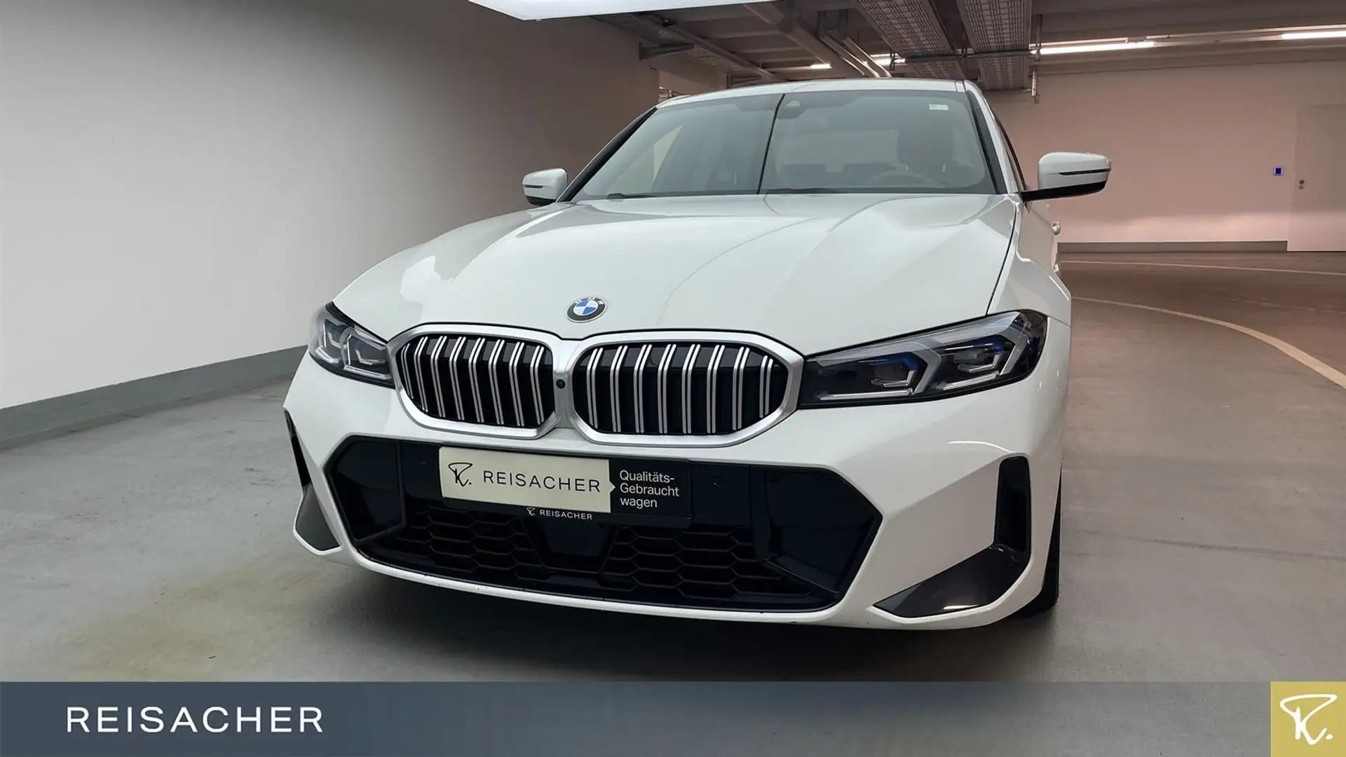BMW 320 d A xDrive Lim M-Sport,AHK,Autom Weiß - 1