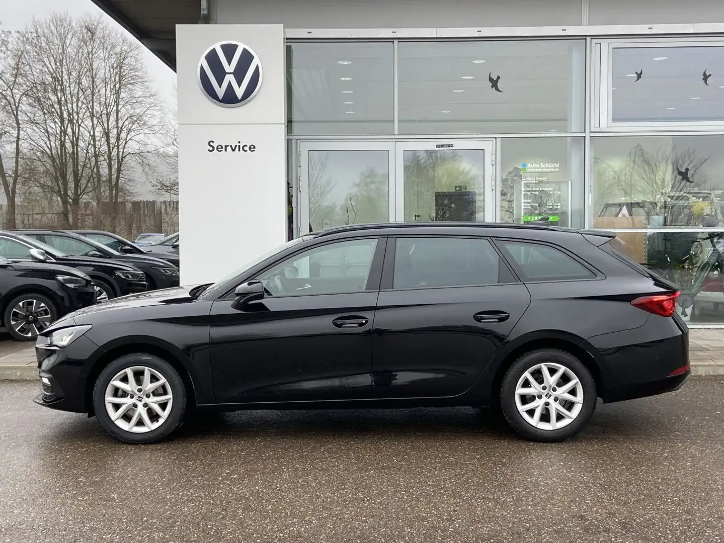 SEAT Leon ST 1.5 eTSI DSG Style NAVI-PRO+LED+VIRTUAL- Schwarz - 2