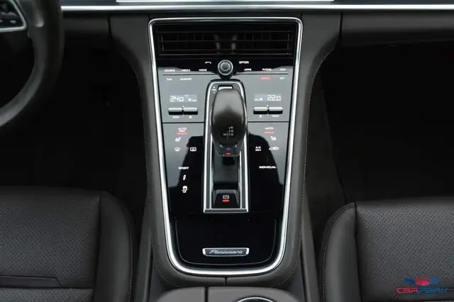 Porsche Panamera 4 Aut. | Panaroma Glas Dach | Nachtsicht | Soft C Ansicht 12