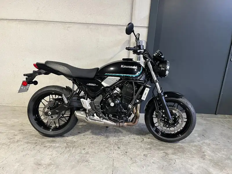 Kawasaki Z 650 RS - foto 4
