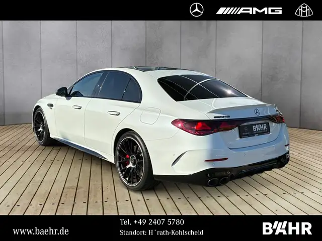 Mercedes-Benz E Class view 3