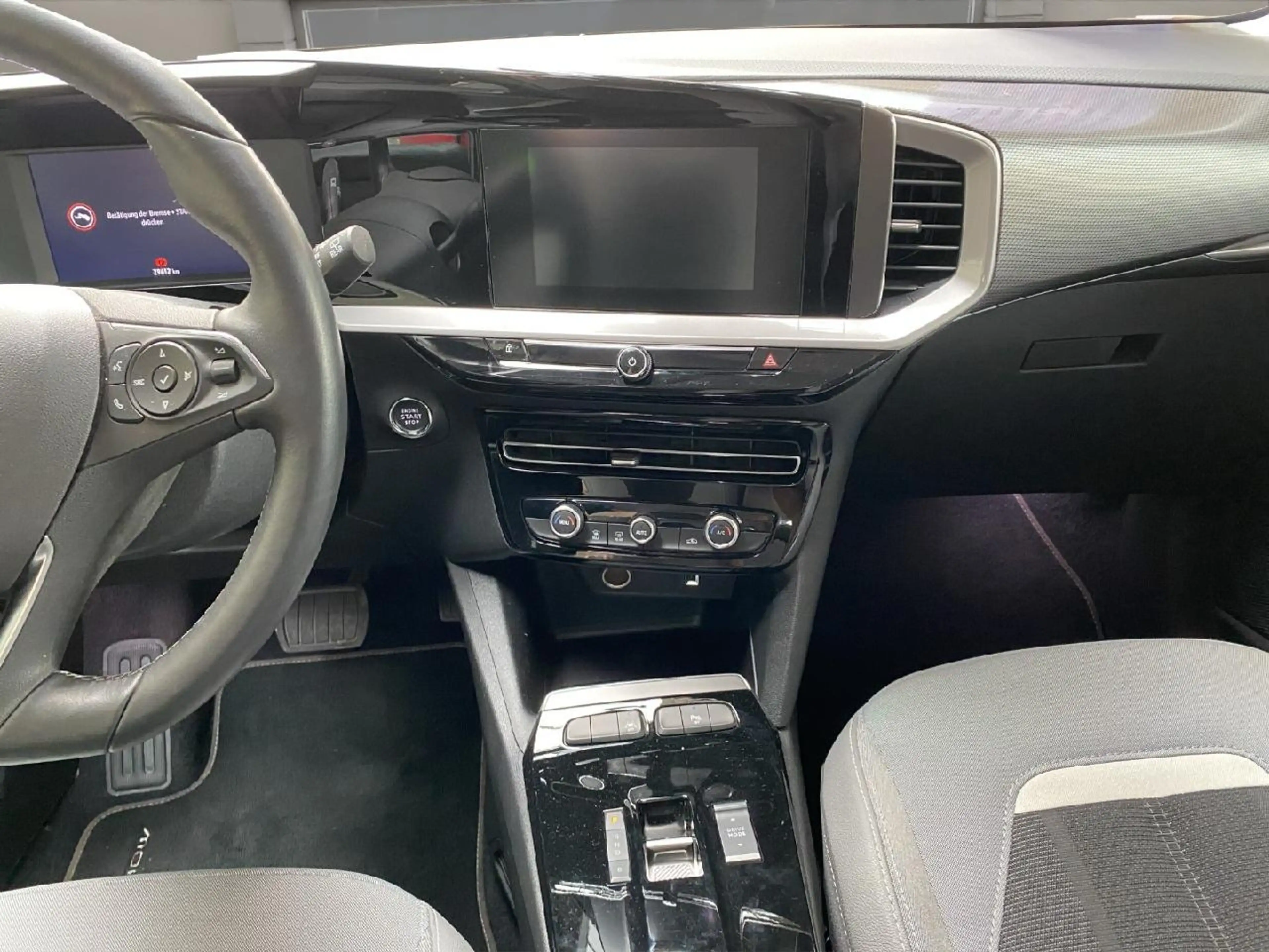 Opel Mokka-E e Elegance — photo 14