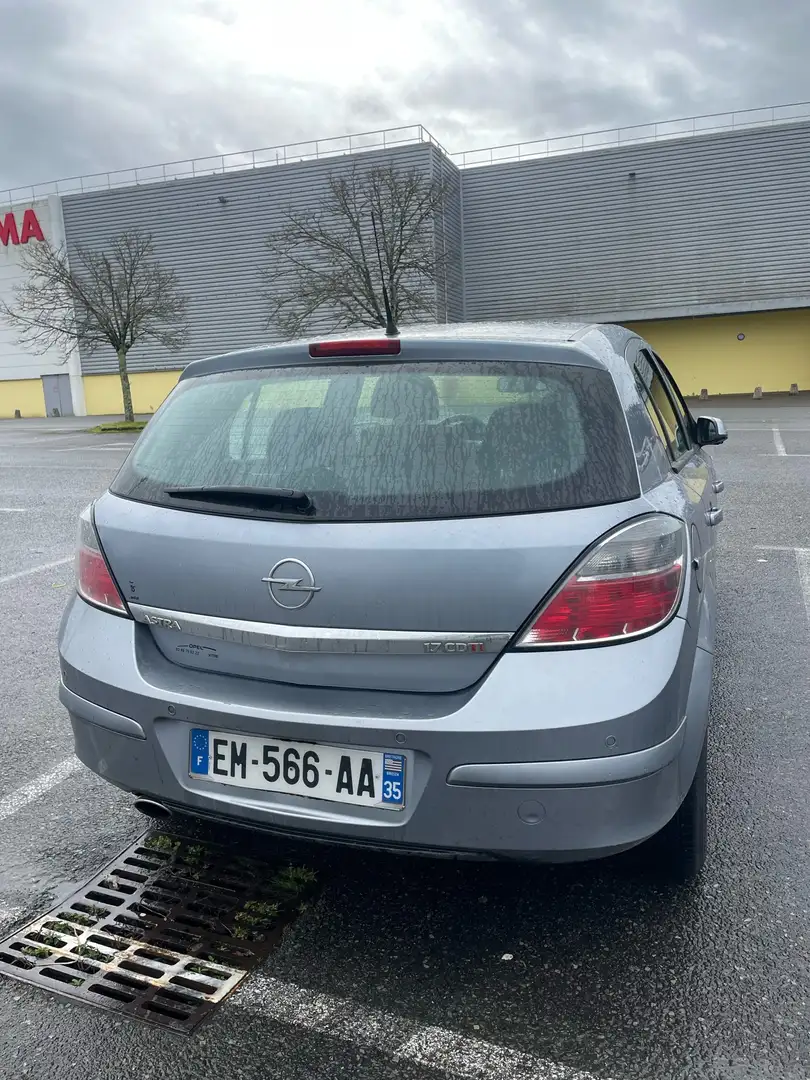 Opel Astra 1.7 CDTI - 125 FAP Panoramique Gris - 2