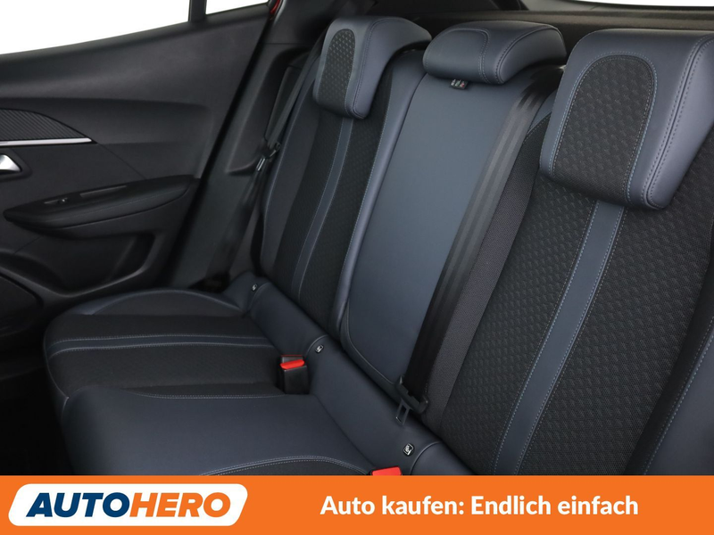 Peugeot e-2008 electric drive 100 kW e Allure *NAV*TEMPO*CAM*PDC* — photo 15