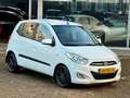 Hyundai i10 1.2 Plus|Airco|4 Nieuwe All Season banden|Airco|Be Weiß - thumbnail 2