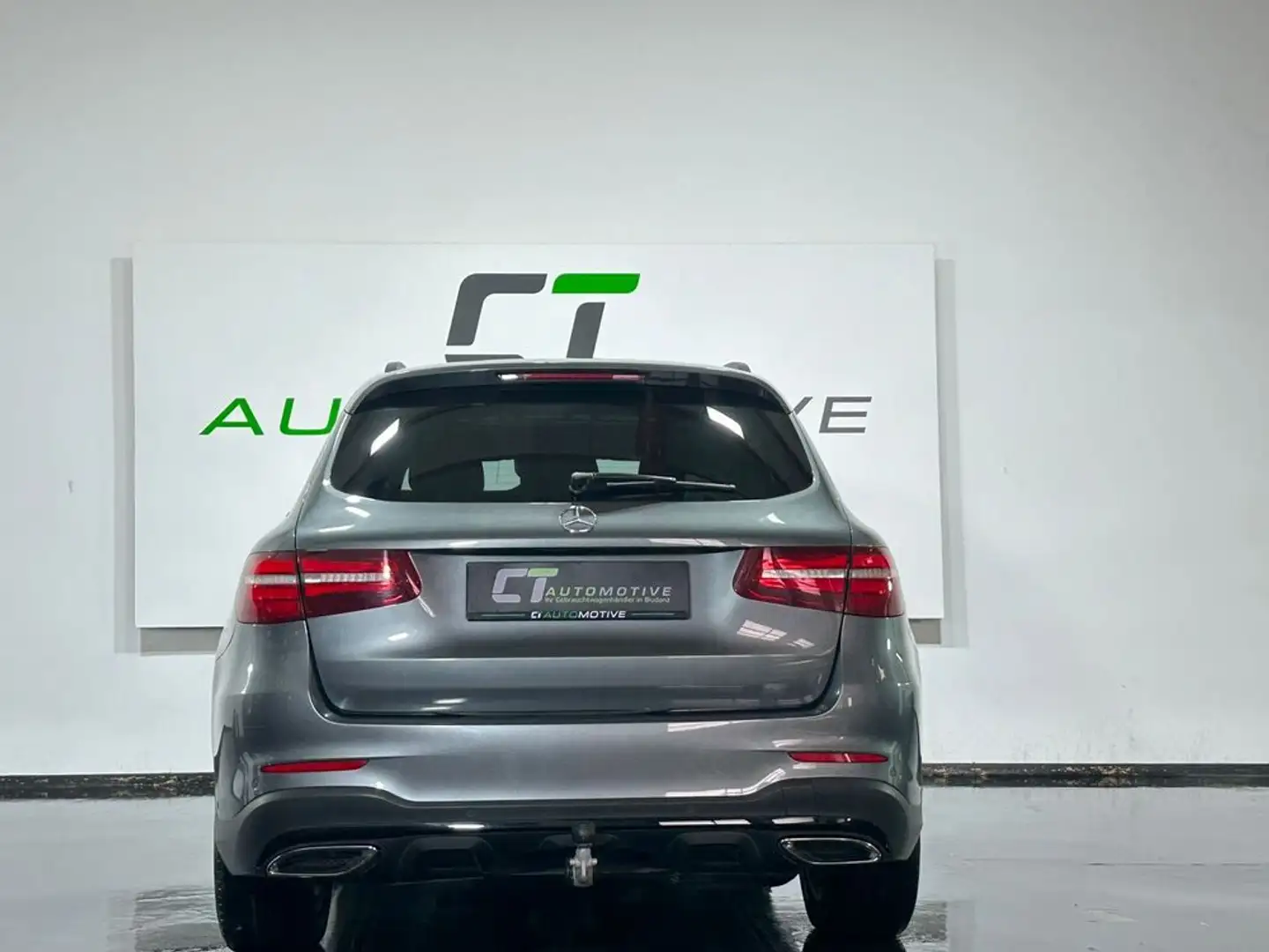Mercedes-Benz GLC 250 d AMG-LINE 4MATIC Aut. *PANORAMADACH Grijs - 2