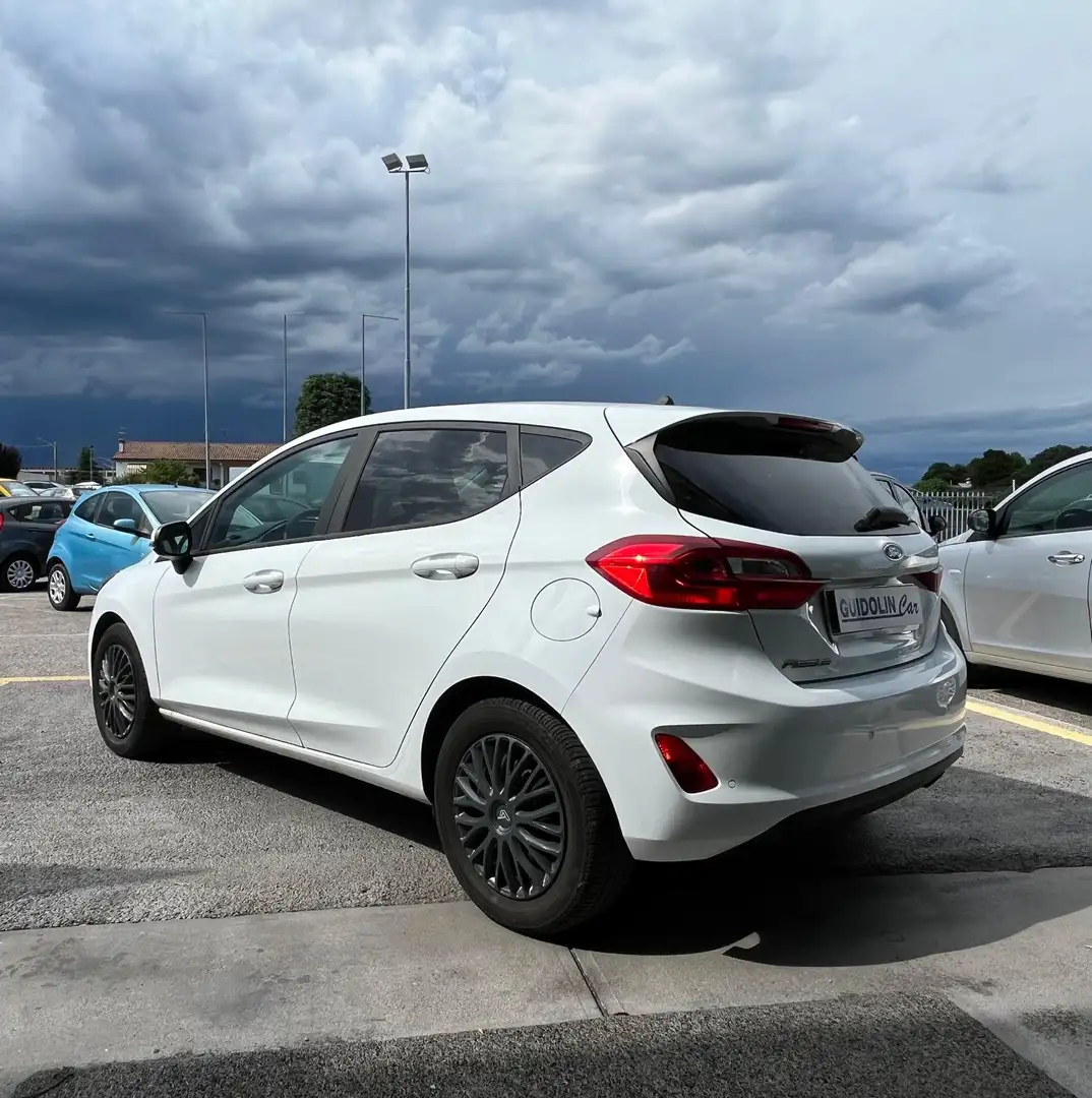 Ford Fiesta 5p 1.1 Plus 70cv NEOPATENTATI SENS POST Bianco - 2