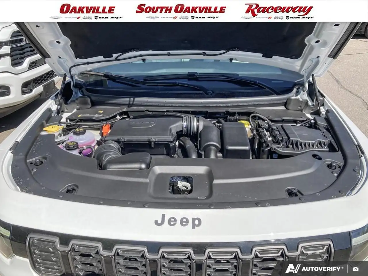 Jeep Cherokee снимка Jeep Cherokee