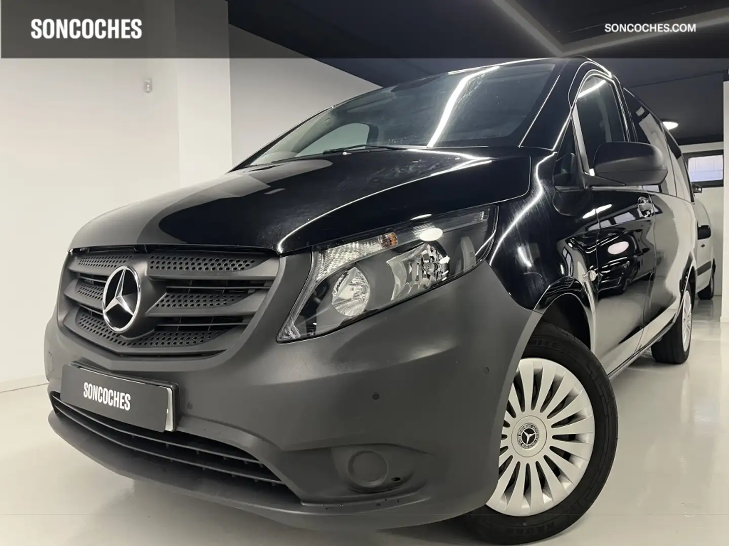 Mercedes-Benz Vito Tourer 114 CDI Pro Larga 9G-Tronic Noir - 1