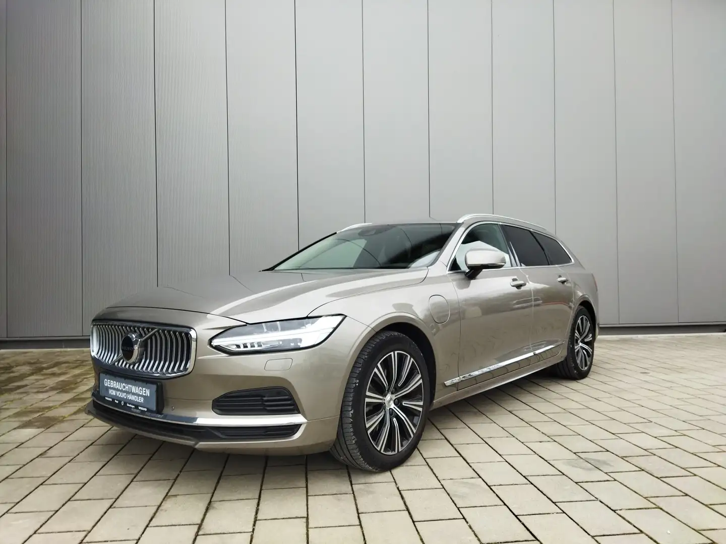 Volvo V90 T6 Recharge Inscription Expression AWD Gris - 1