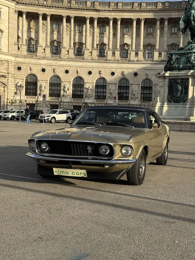 Ford Mustang Mustang Grande Gold - 2