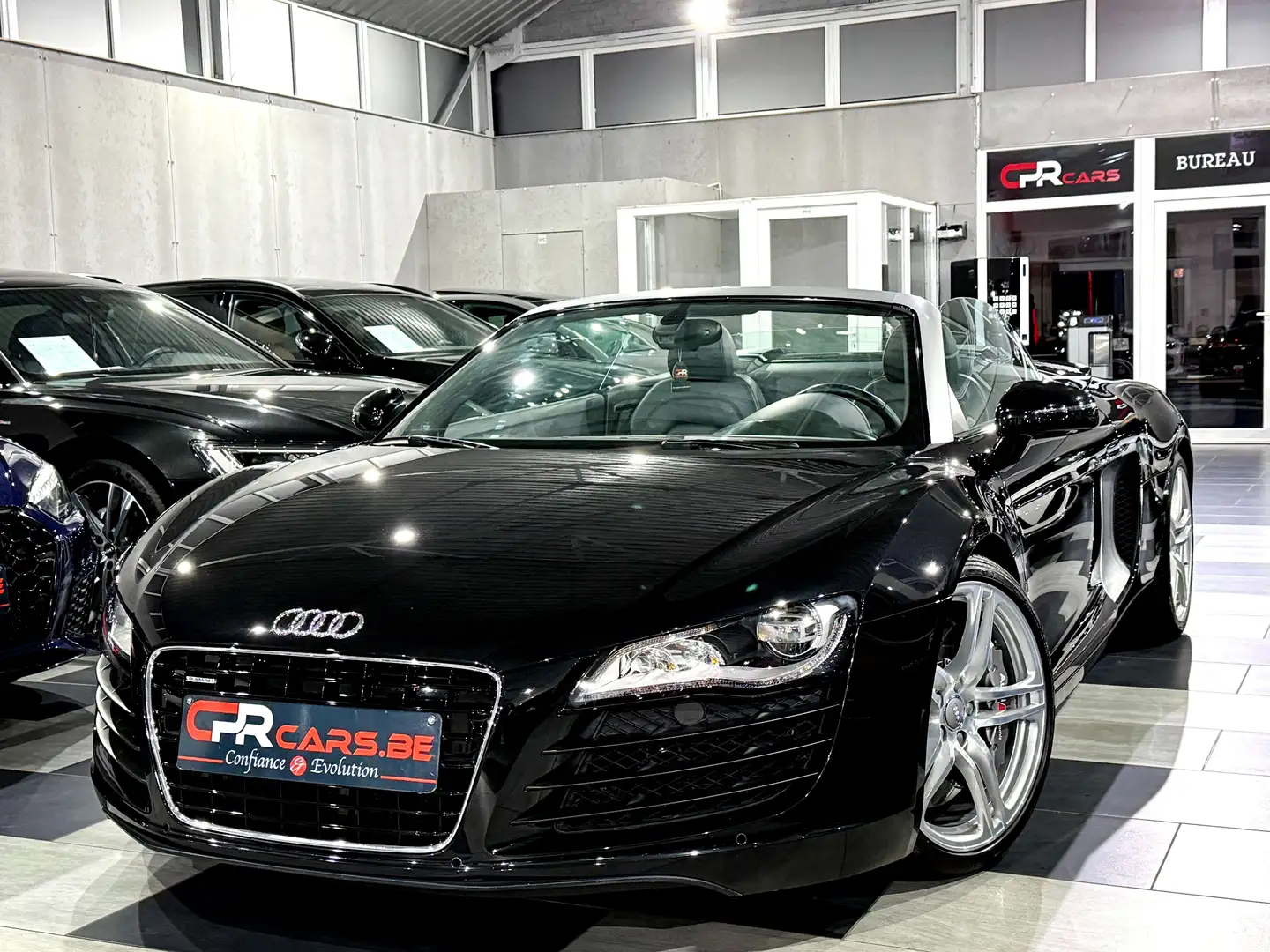 Audi R8 Spyder 4.2i V8 Quattro FSI S-Tronic Full Hist. Noir - 1