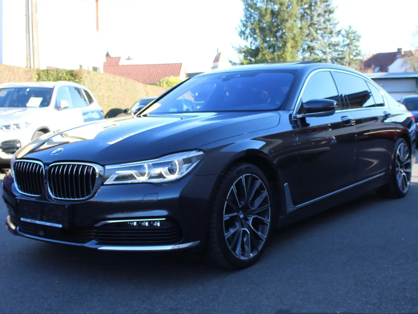 BMW 730 730 L d xDrive Viele Extras! Top Zustand! Grau - 1