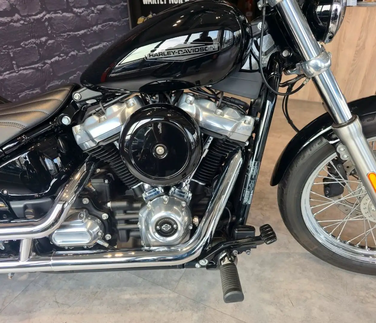 Harley-Davidson Softail Standard Černá - 2