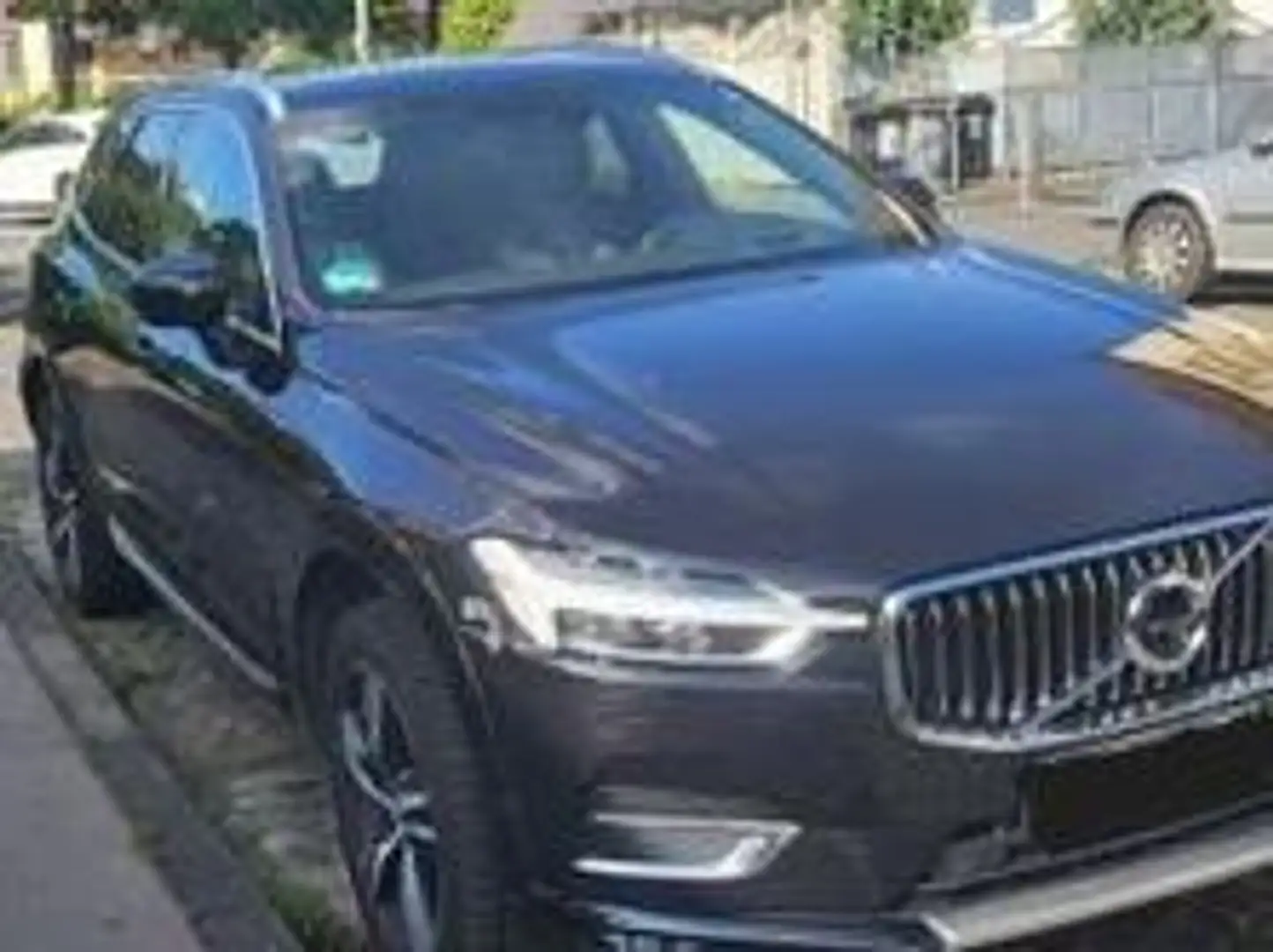 Volvo XC60 D5 AWD Geartronic Inscription Schwarz - 1