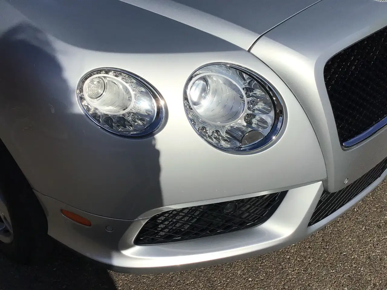 Bentley Continental GT снимка Bentley Continental GT