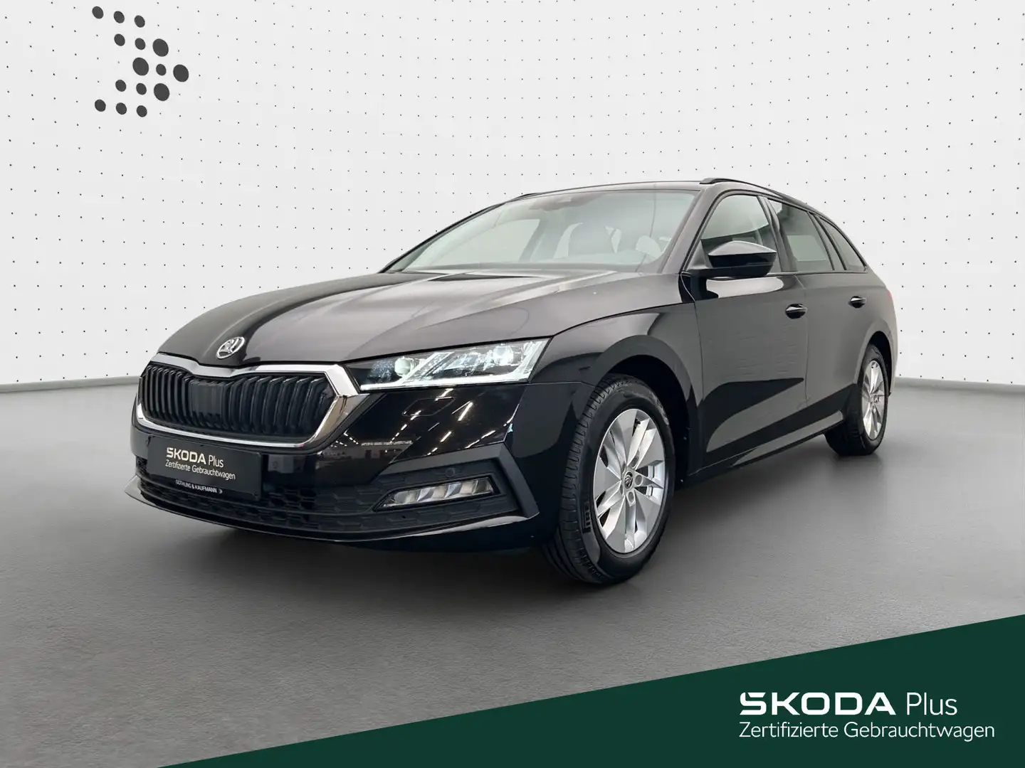 Skoda Octavia Combi Ambition 2.0 TDI DSG*NAVI*AHK*MATR Zwart - 1