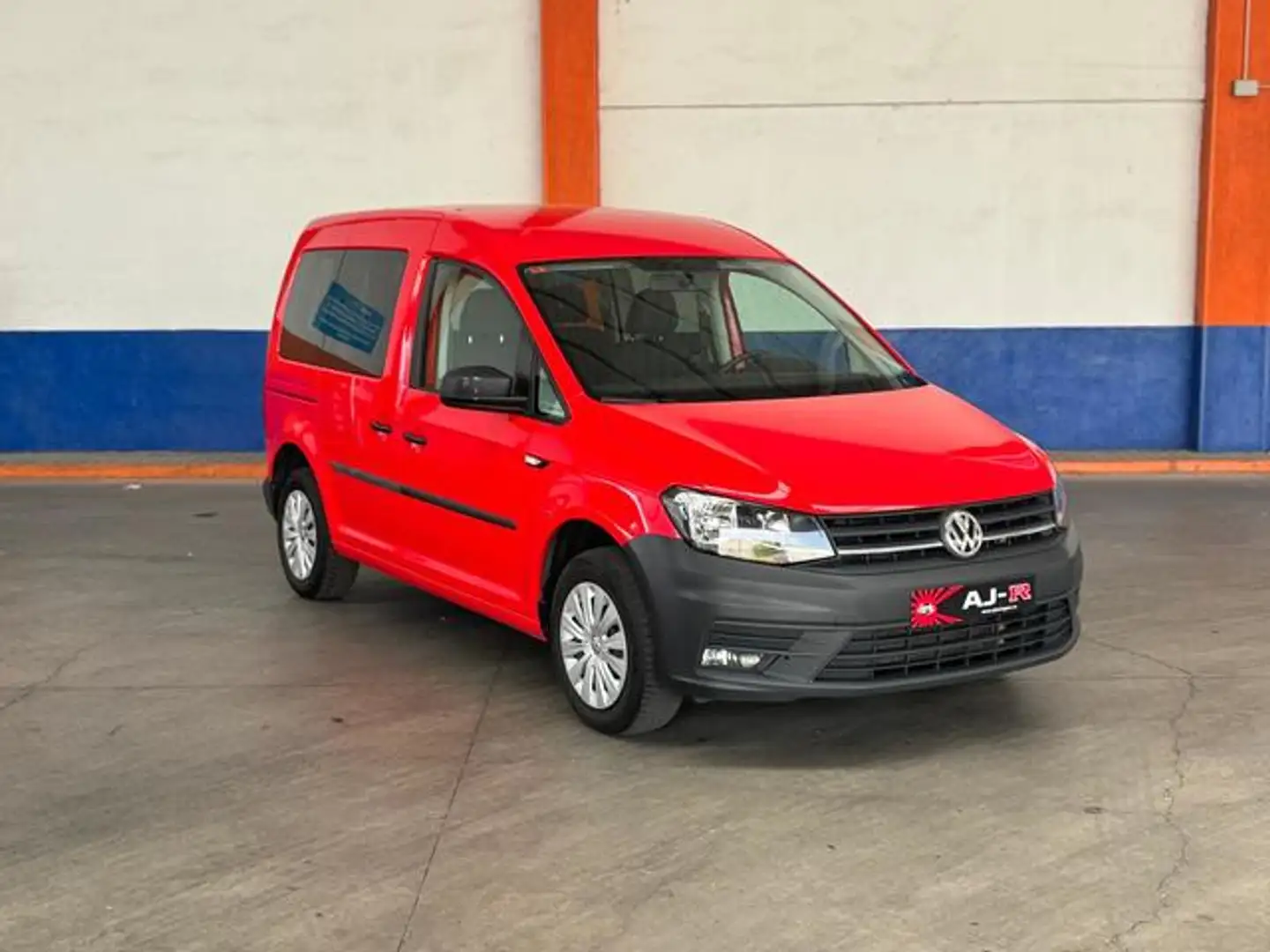 Volkswagen Caddy 2.0TDI Comfortline 110kW Rouge - 1