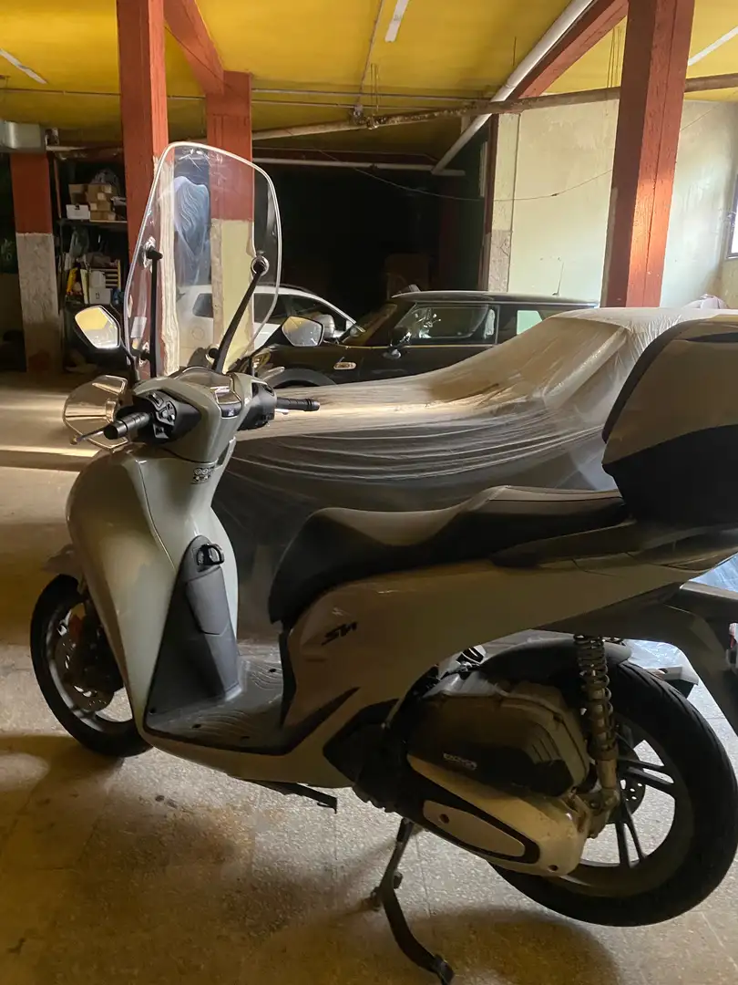 Honda SH 150i Grigio - 2