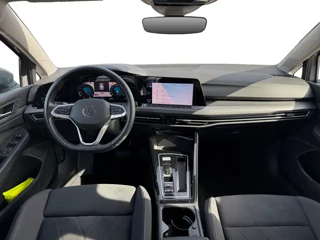 Volkswagen Golf view 8