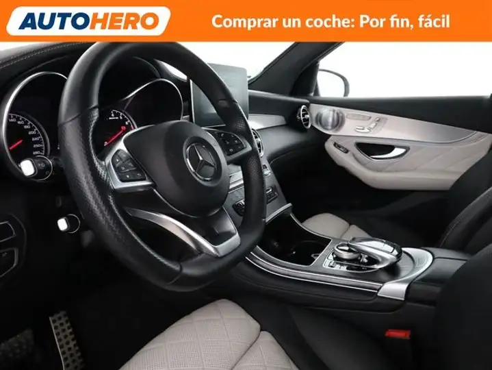 Mercedes-Benz GLC 2017, foto 12