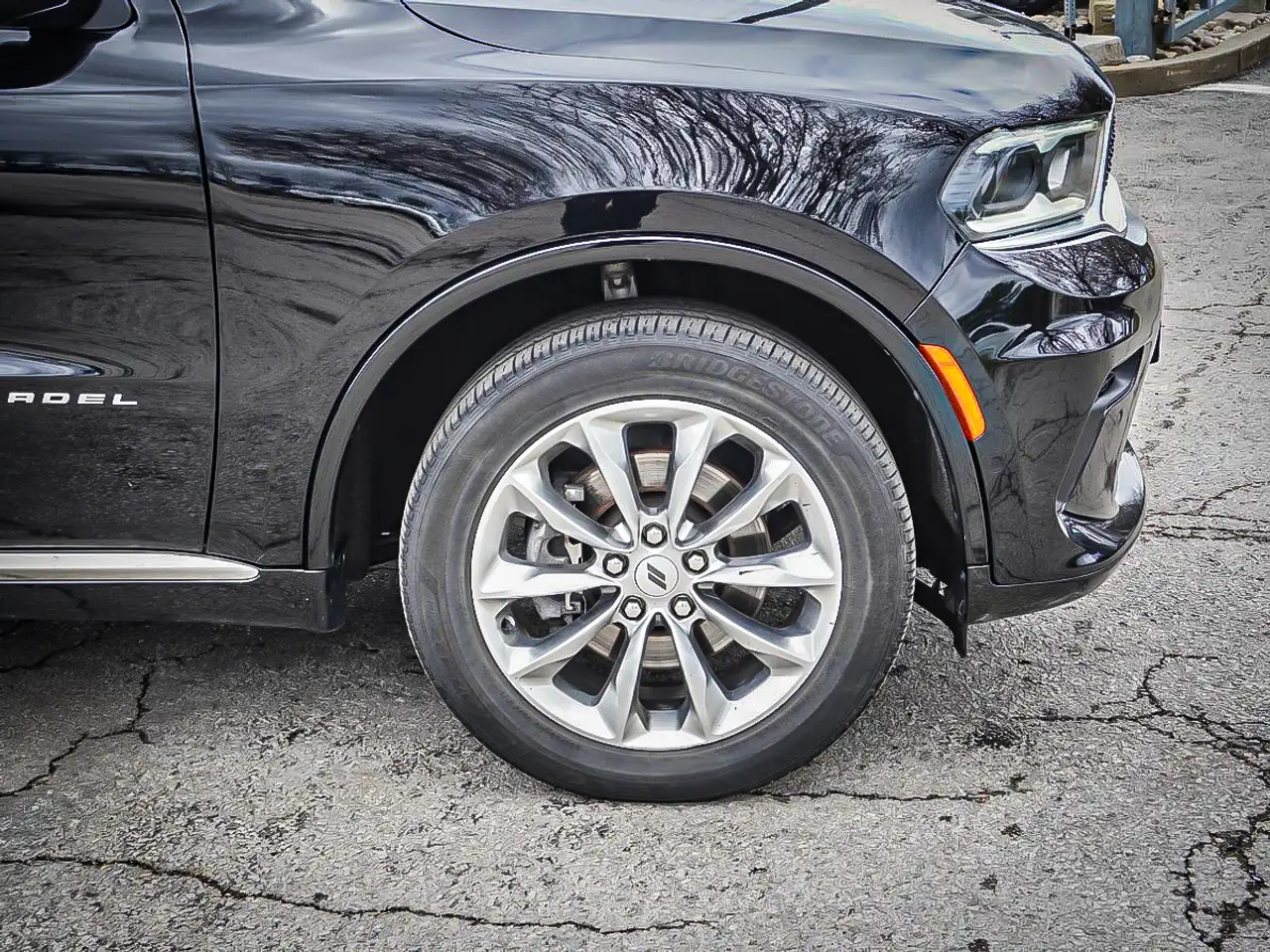 Dodge Durango снимка Dodge Durango