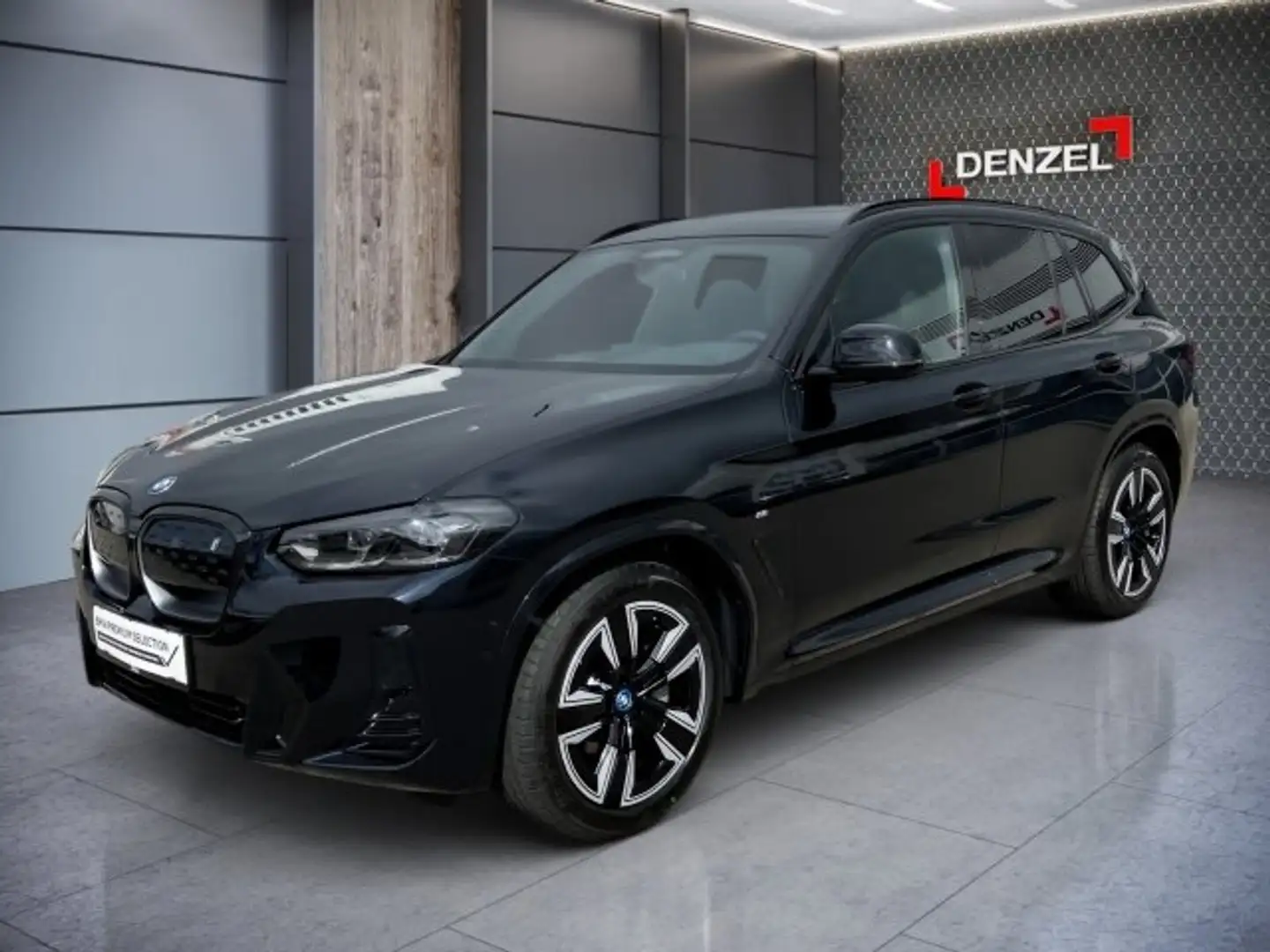 BMW iX3 G08 HA0 Fekete - 1