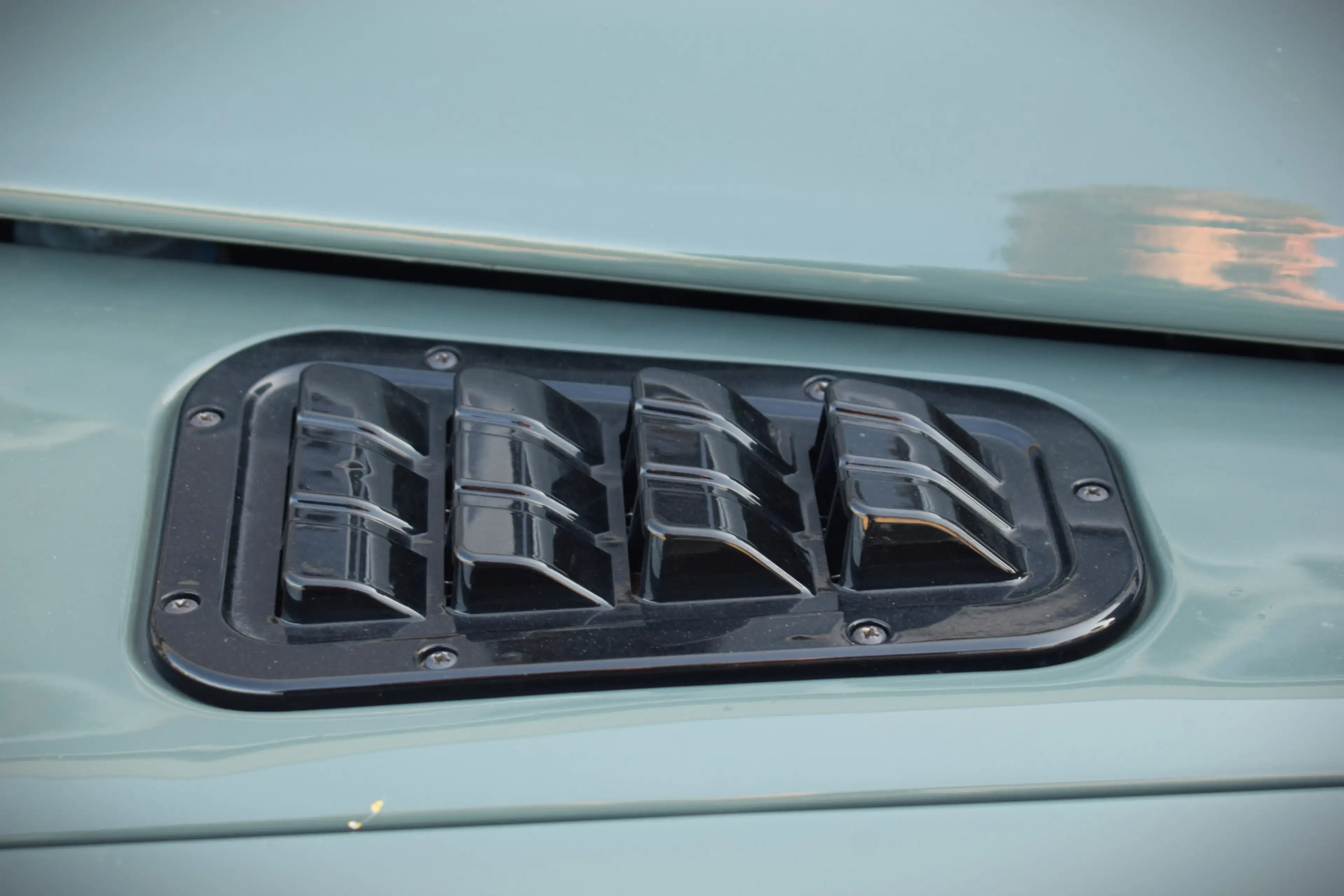 Land Rover Defender 2.5 Td5 SW 130" SE Keswick Green | Sawtooth | Ledb — photo 13