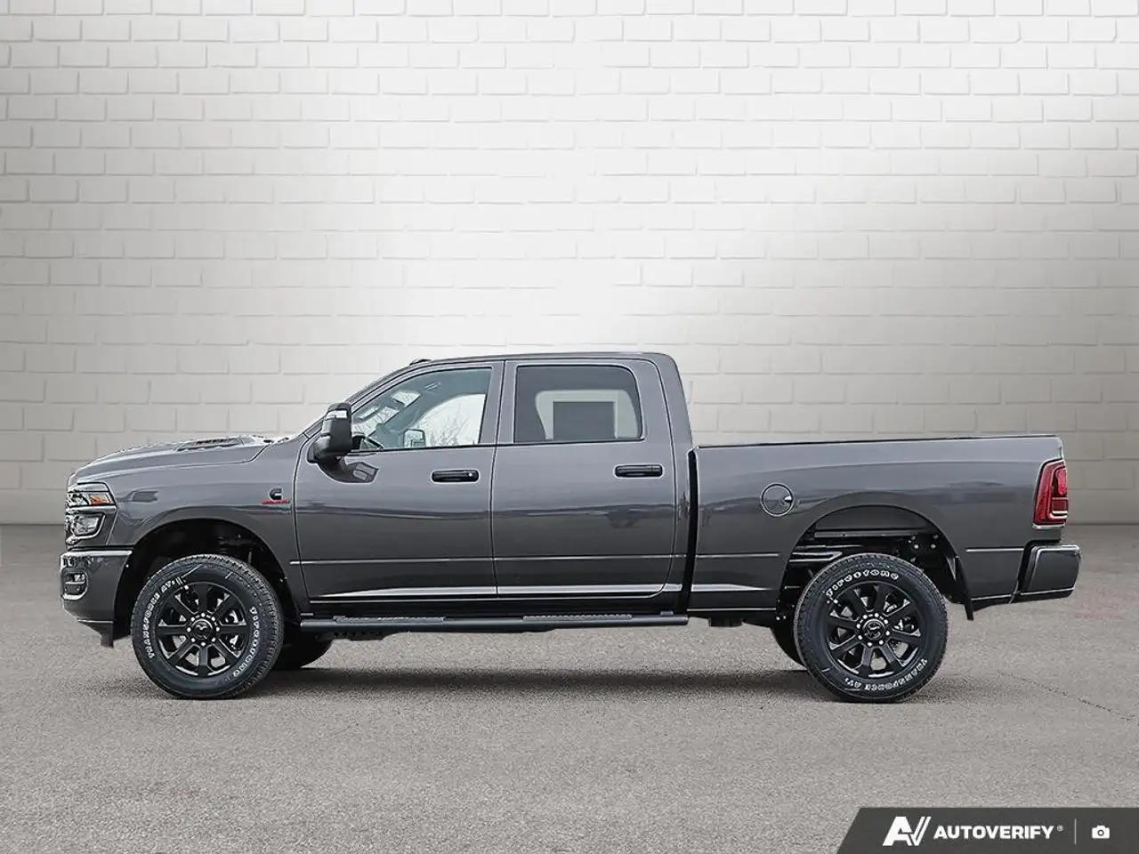RAM 2500 снимка RAM 2500