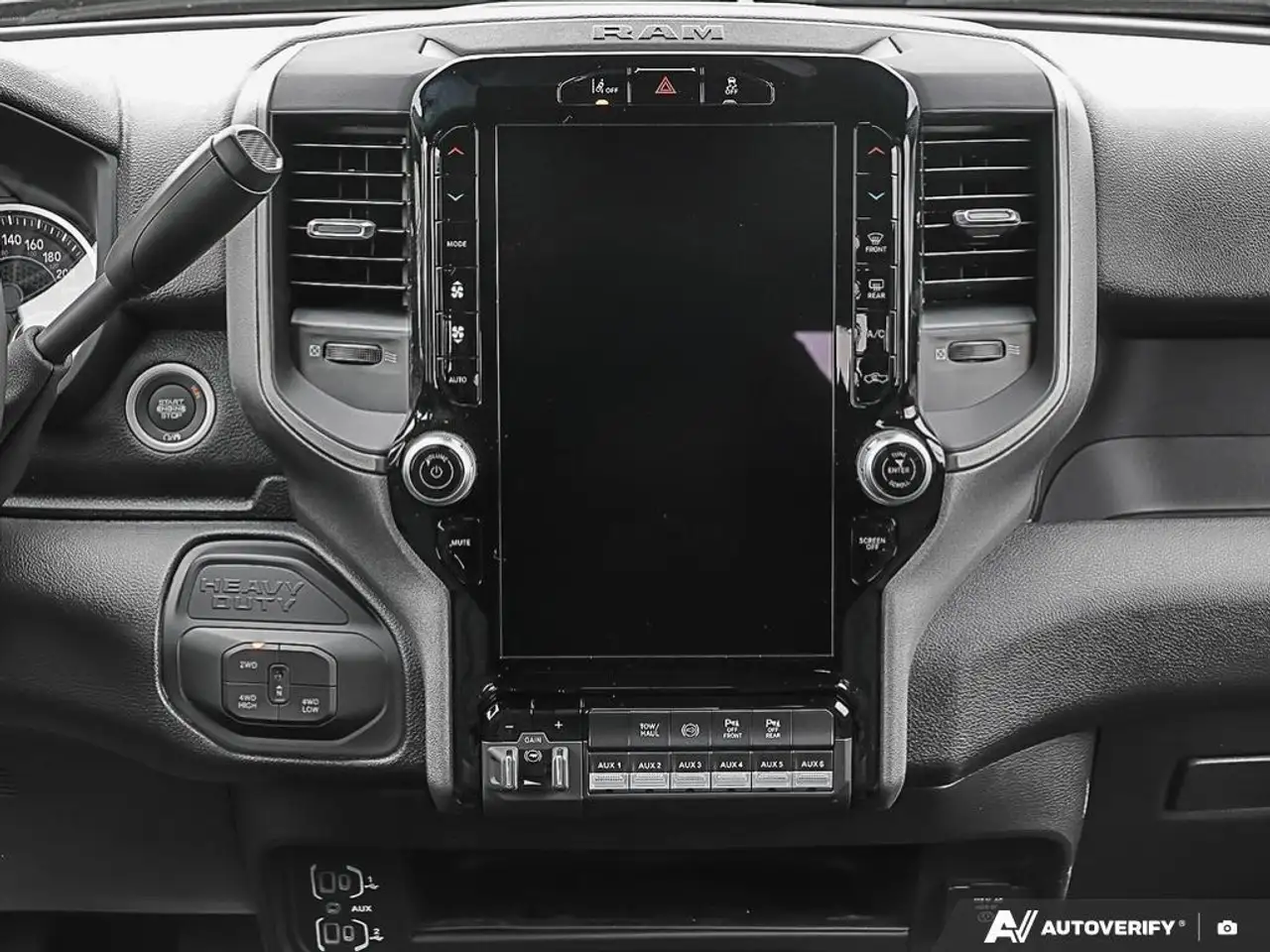 RAM 2500 снимка RAM 2500