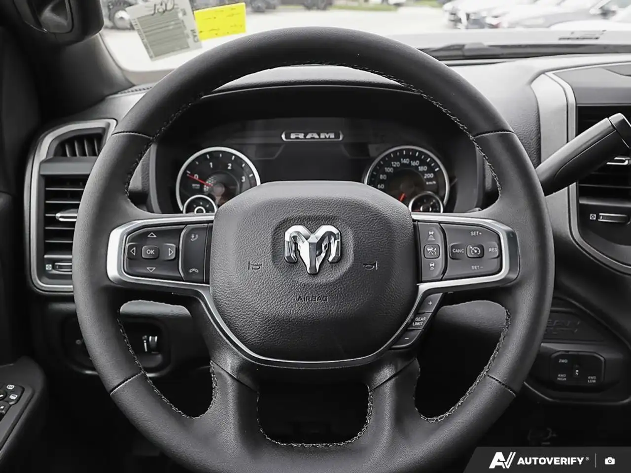 RAM 2500 снимка RAM 2500