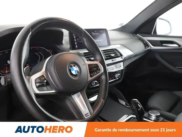 BMW X4 view 11
