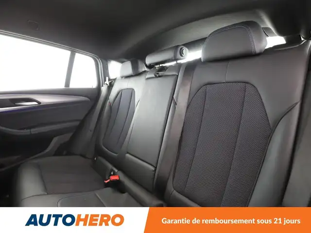BMW X4 view 14