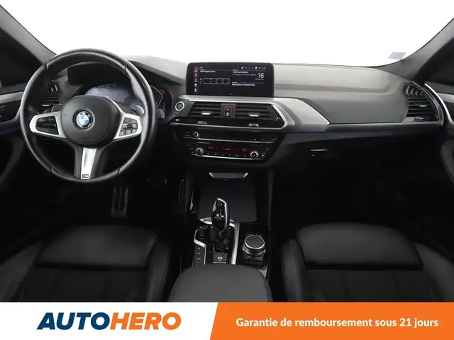 BMW X4 view 12