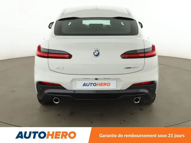 BMW X4 view 5