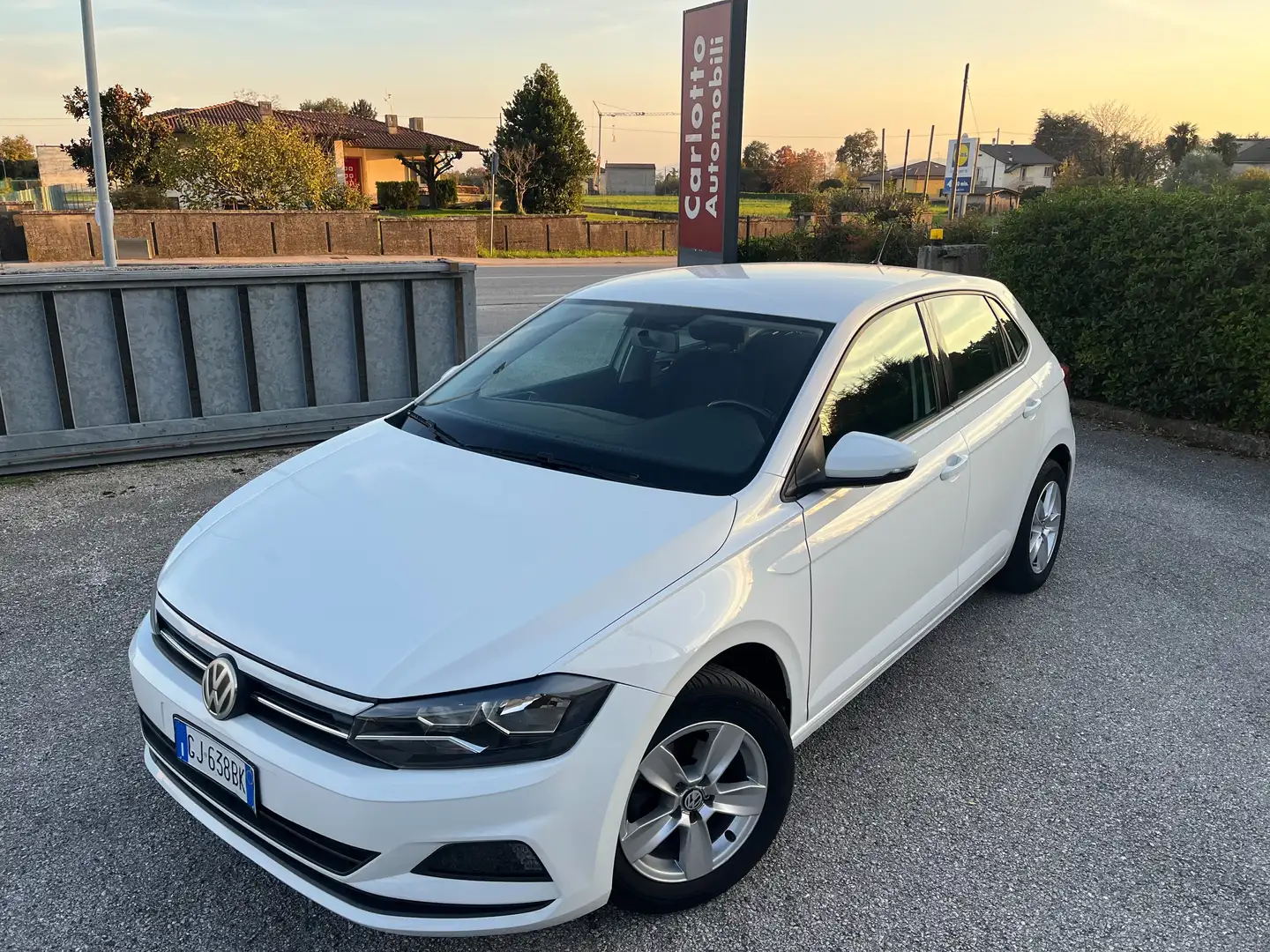 Volkswagen Polo 5p 1.0 mpi Comfortline 65cv Tagliandata!! Blanc - 1