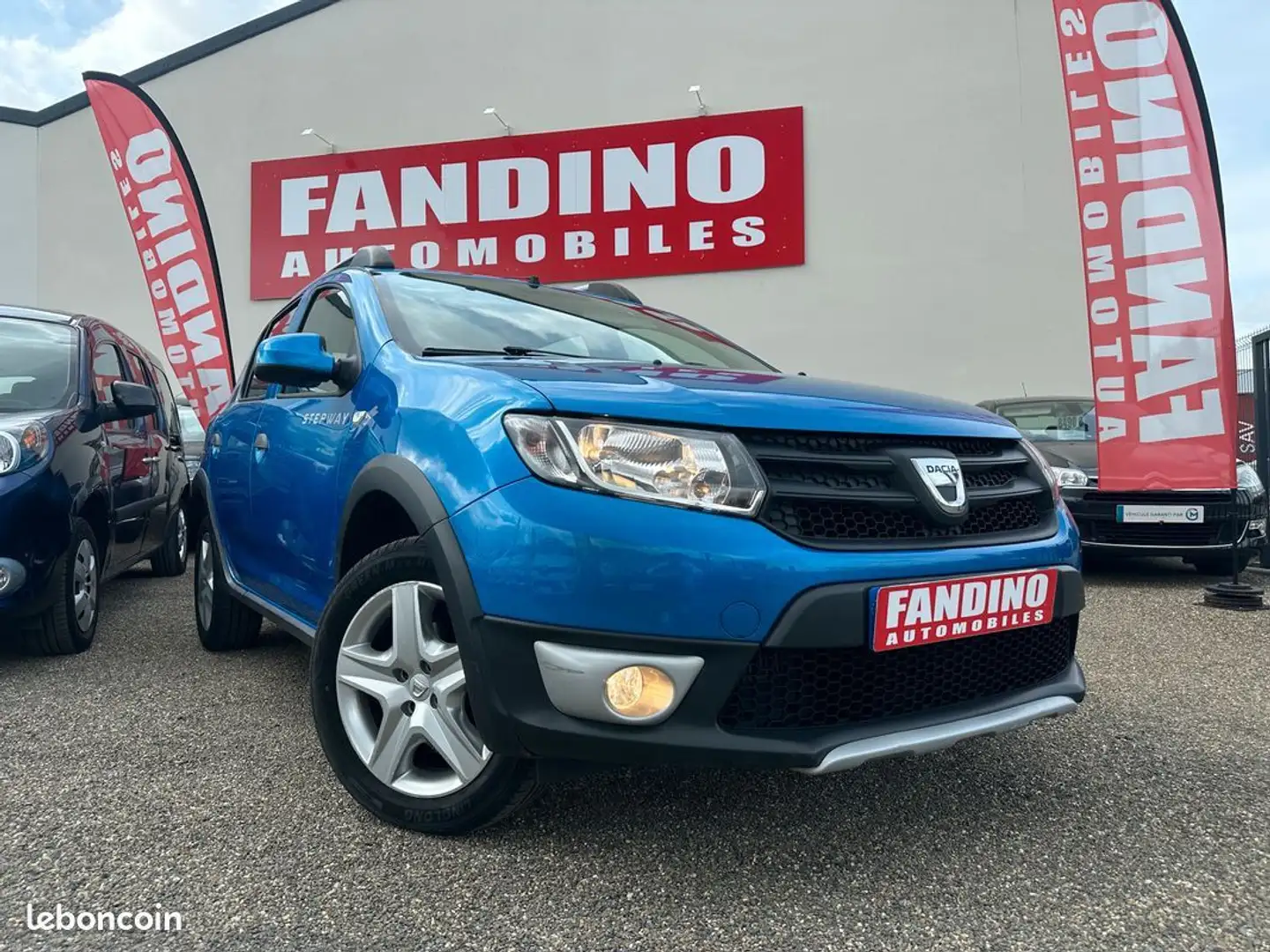 Dacia Sandero II 1.5 Dci 90Ch Stepway Prestige Bleu - 1