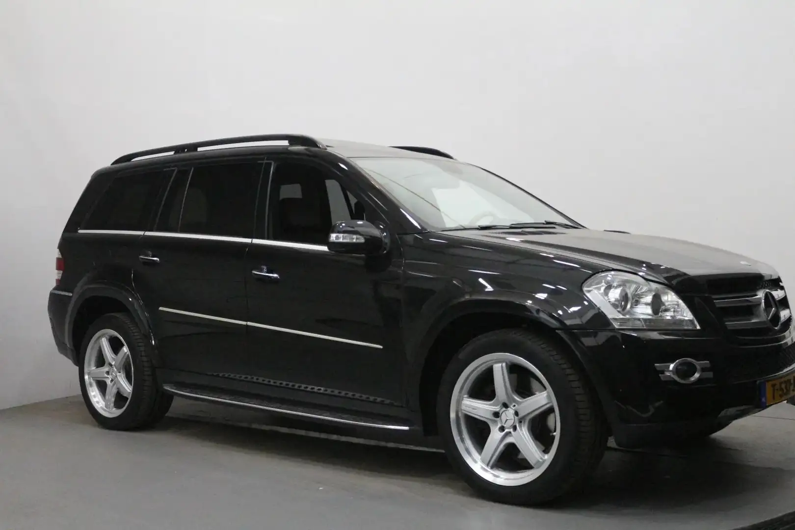 Mercedes-Benz GL 500 Negru - 2