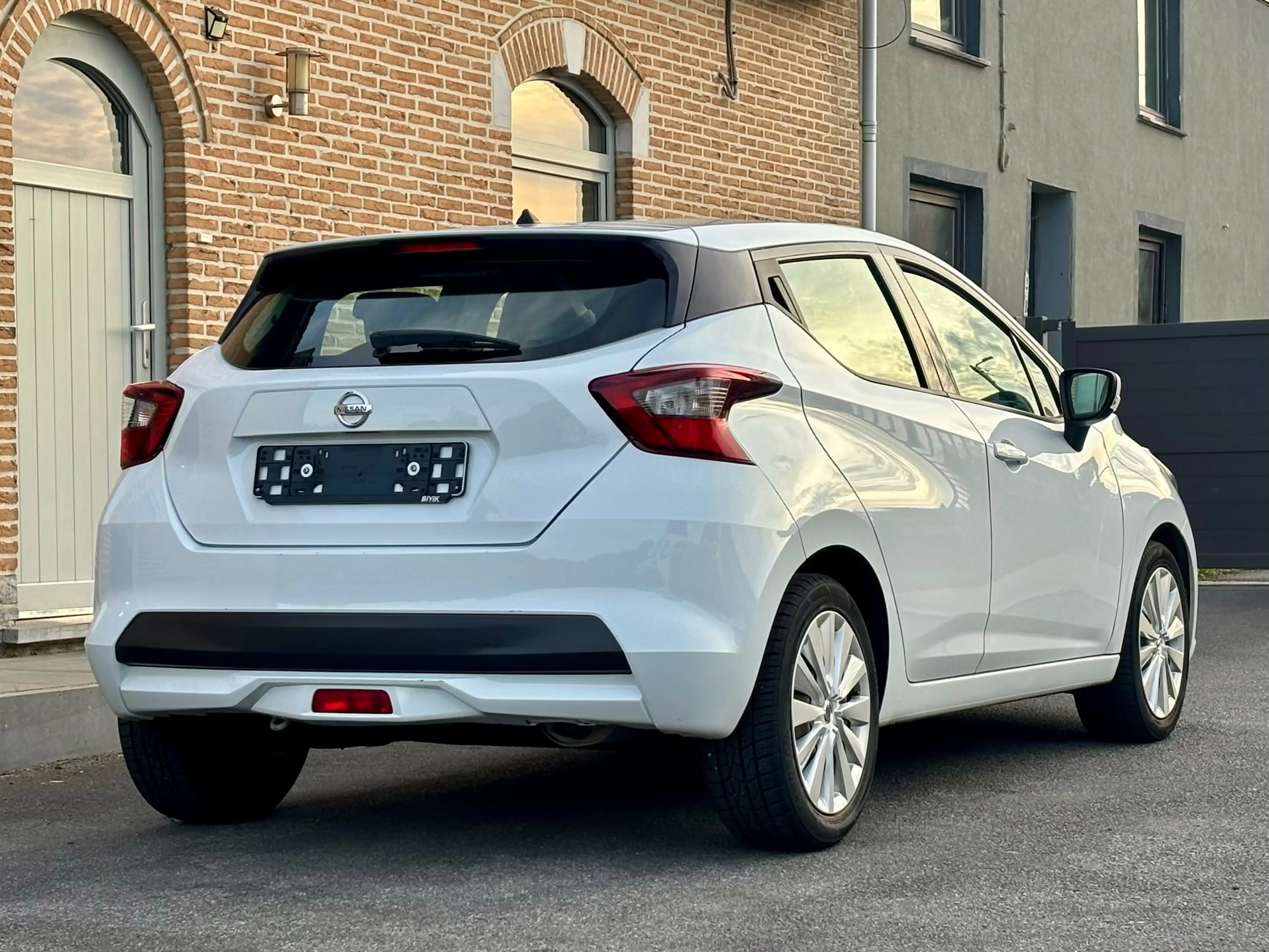 Nissan Micra Micra 1.0 IG-T Business Edition — photo 7