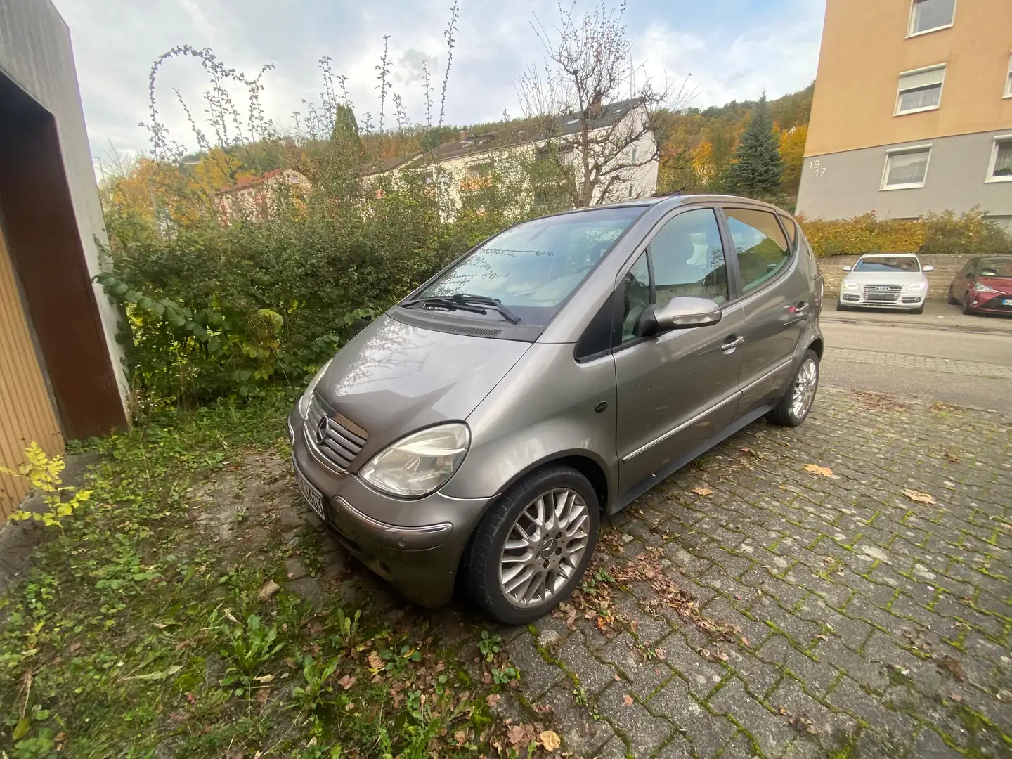 Mercedes-Benz A 190 Elegance - 1