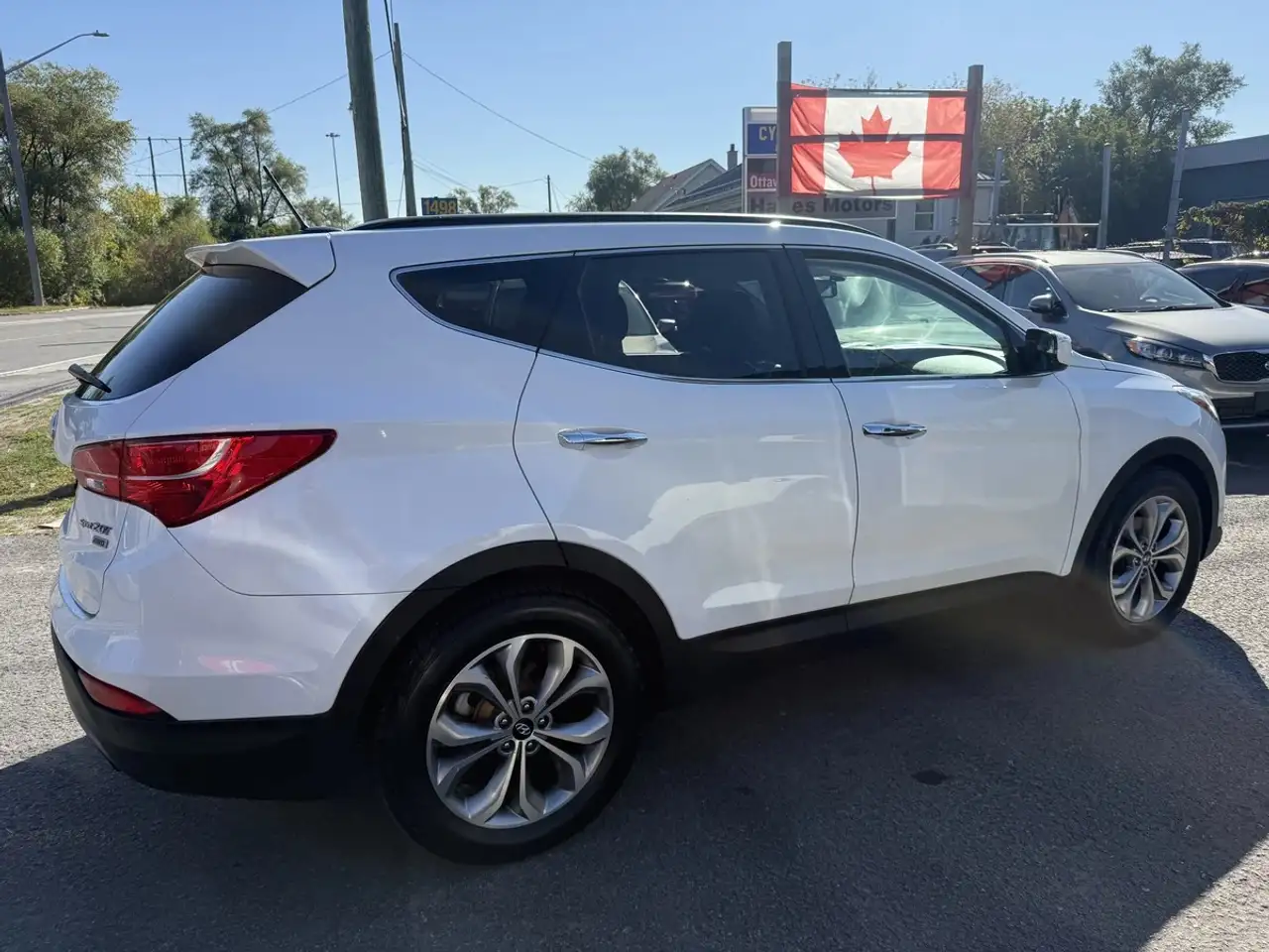 Hyundai SANTA FE photo Hyundai SANTA FE