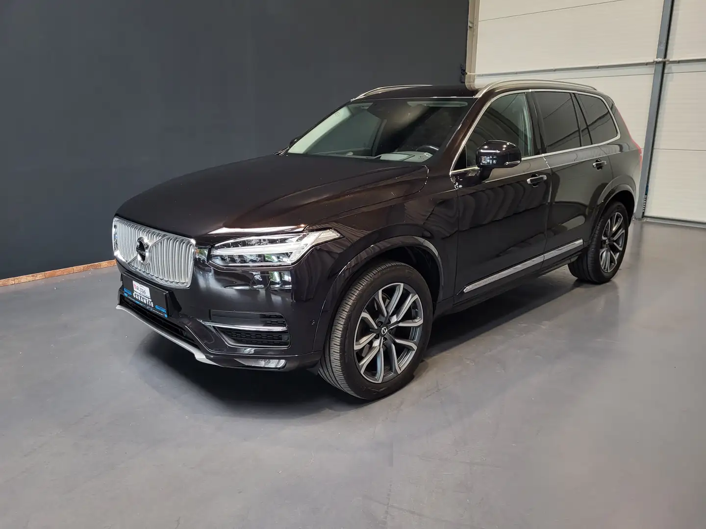 Volvo XC90 D5 Inscription AWD *TOP Ausstattung| 7-Sitze* Schwarz - 1