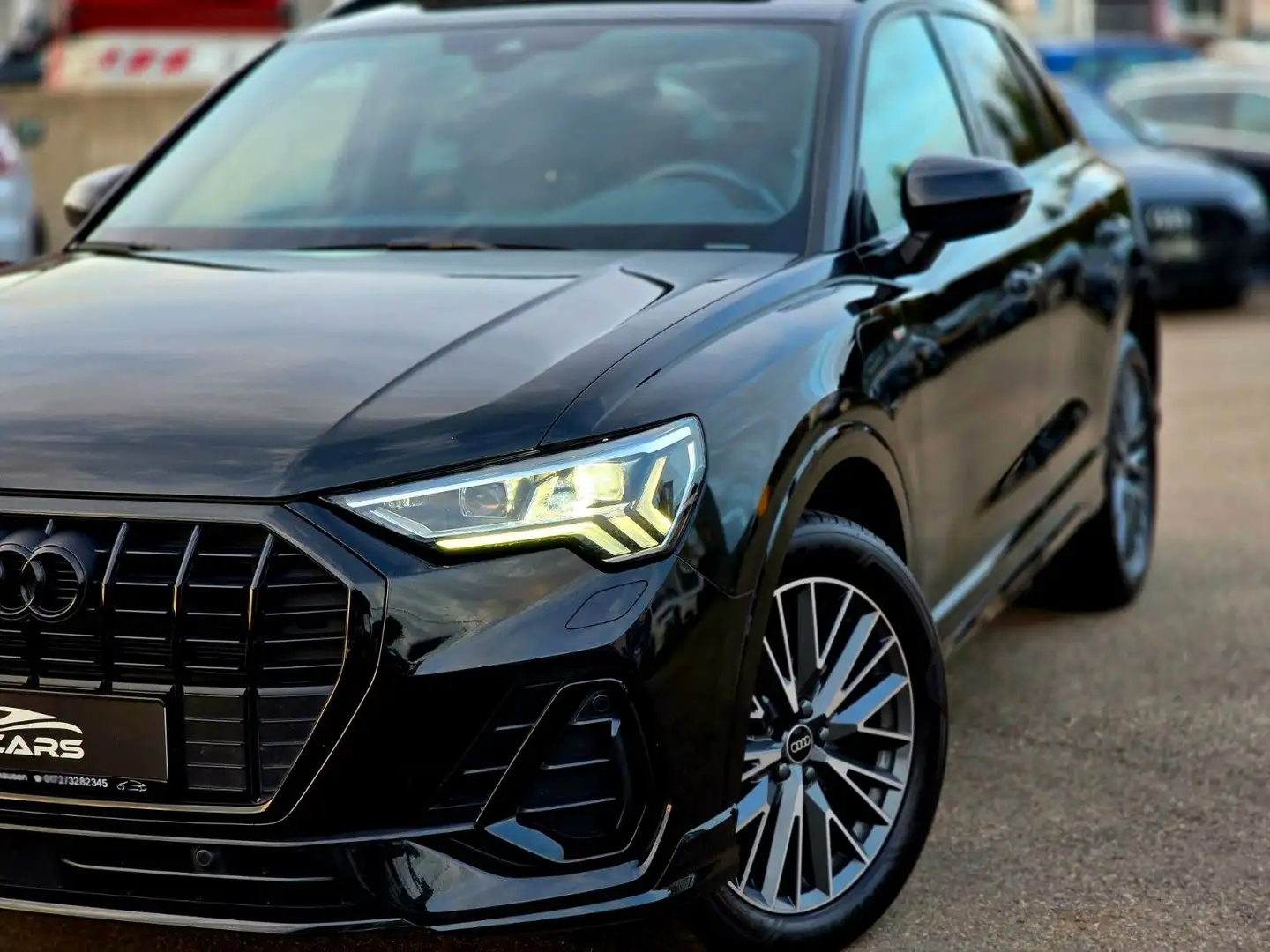 Audi Q3 45 TFSI e*S-LINE*VIRT*NAVI*MATRIX*PANO*KAMERA Schwarz - 2