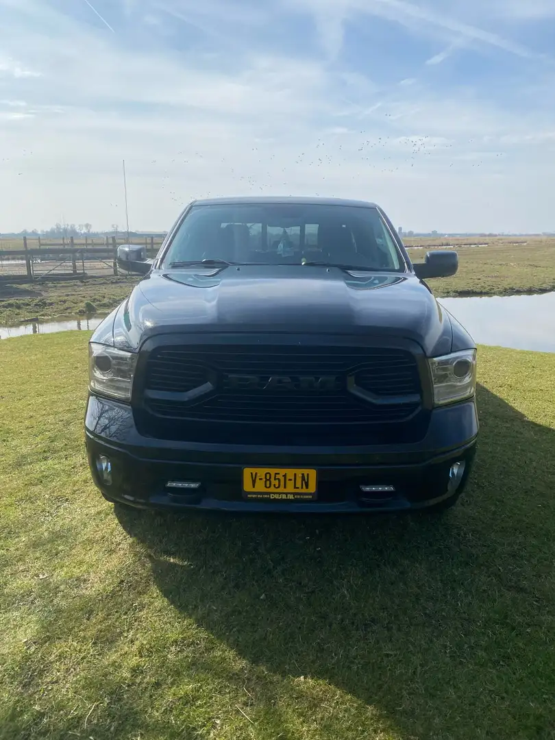 Dodge RAM Laramie 5.7 hemi Black Ops Zwart - 2