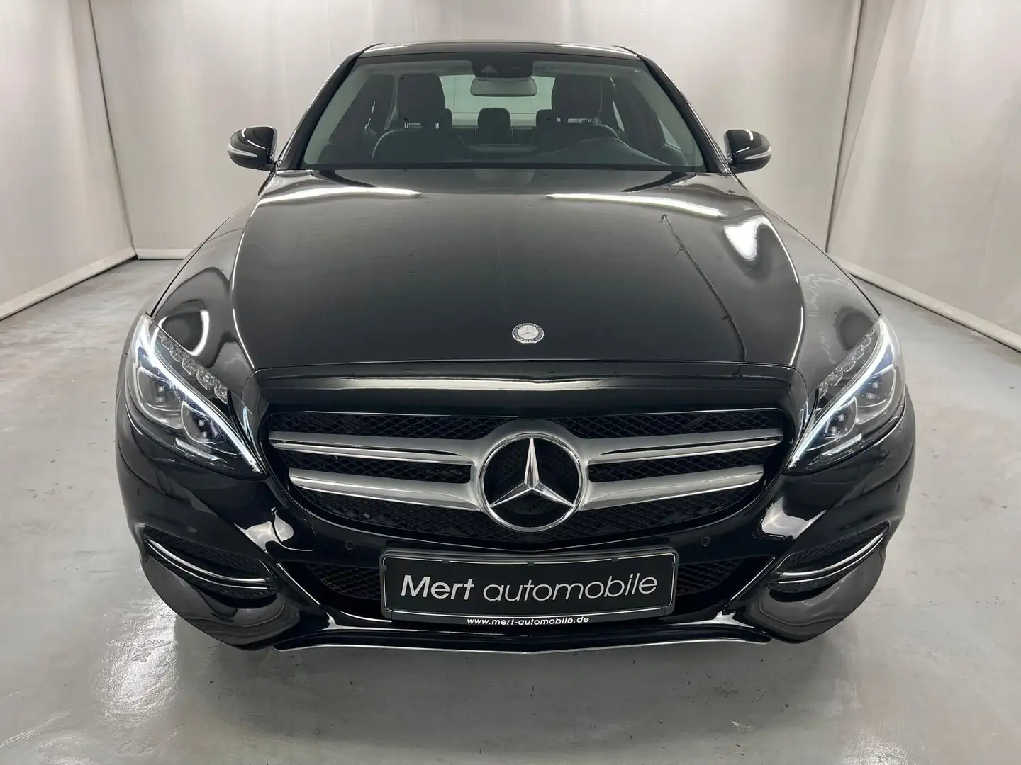 Mercedes-Benz C 200 CGI*LIMO*COMAND*ILS LED*AVANTGARDE*BURMEST Zwart - 2