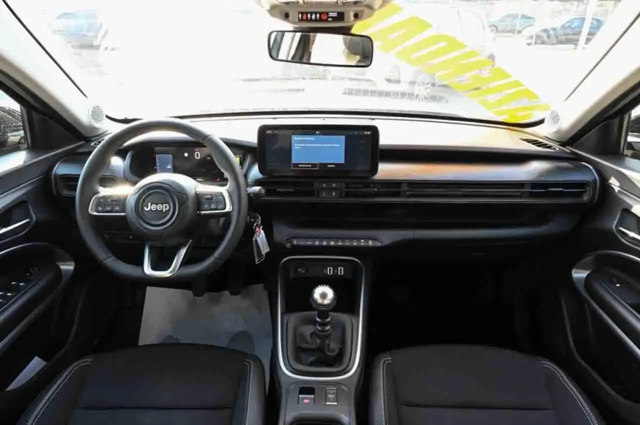 Jeep Avenger 1.2 Turbo 100 CV Altitude 7